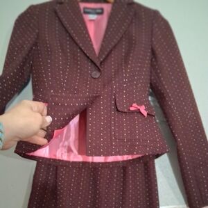 Chic Brown Blazer and Skirt Set with Pink Details